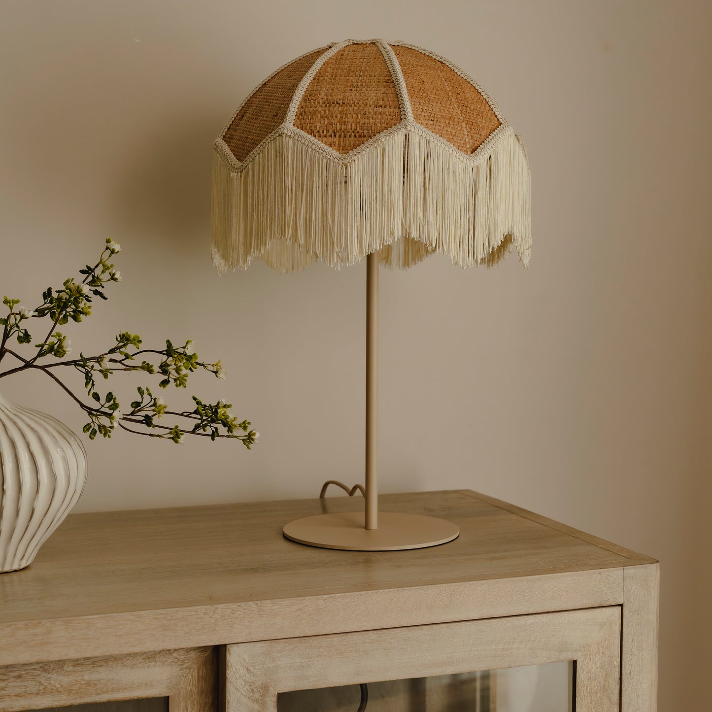 Malacia Retro Fabric Table Lamp