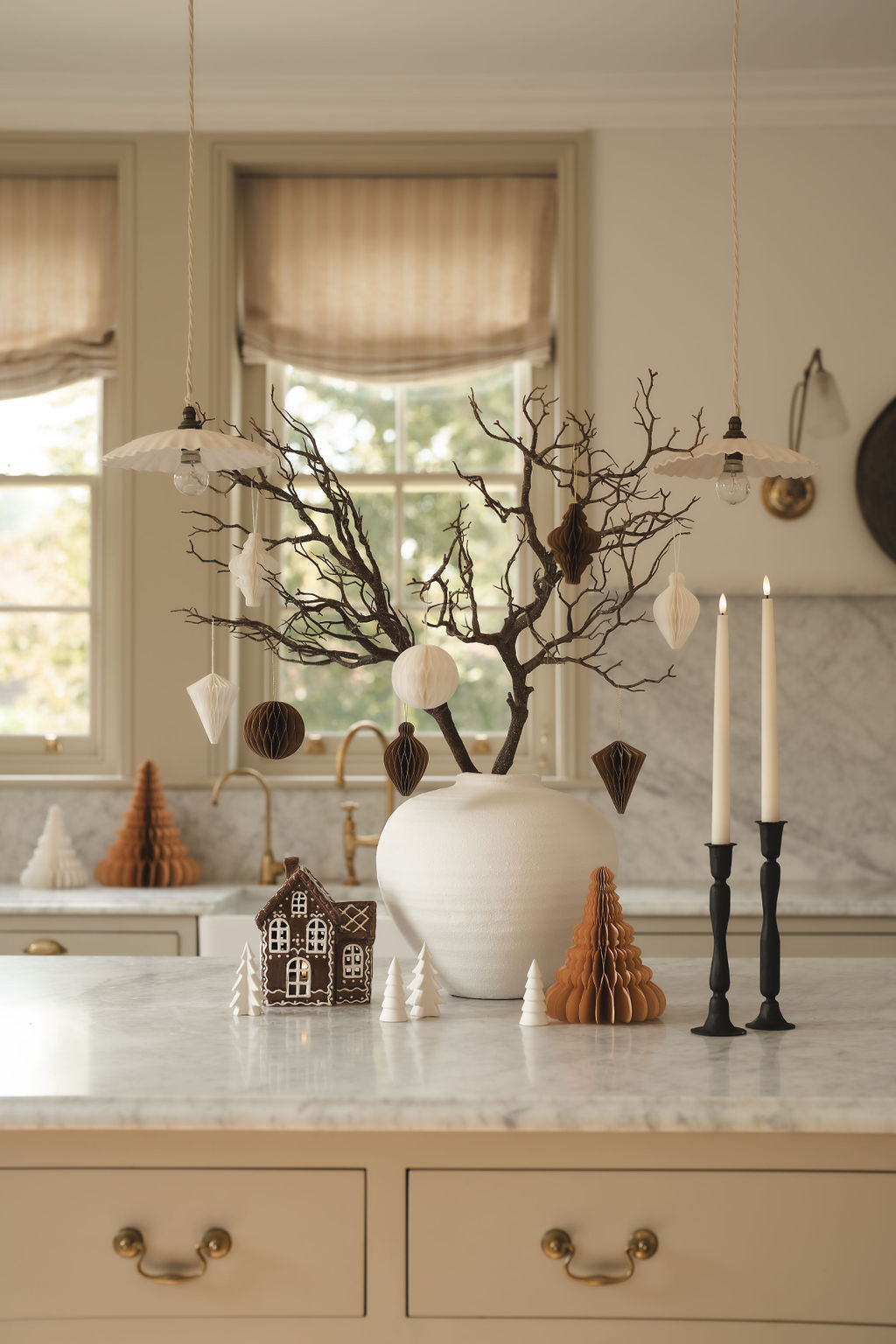 Box of 4 Caramel Paper Hanging Decorations