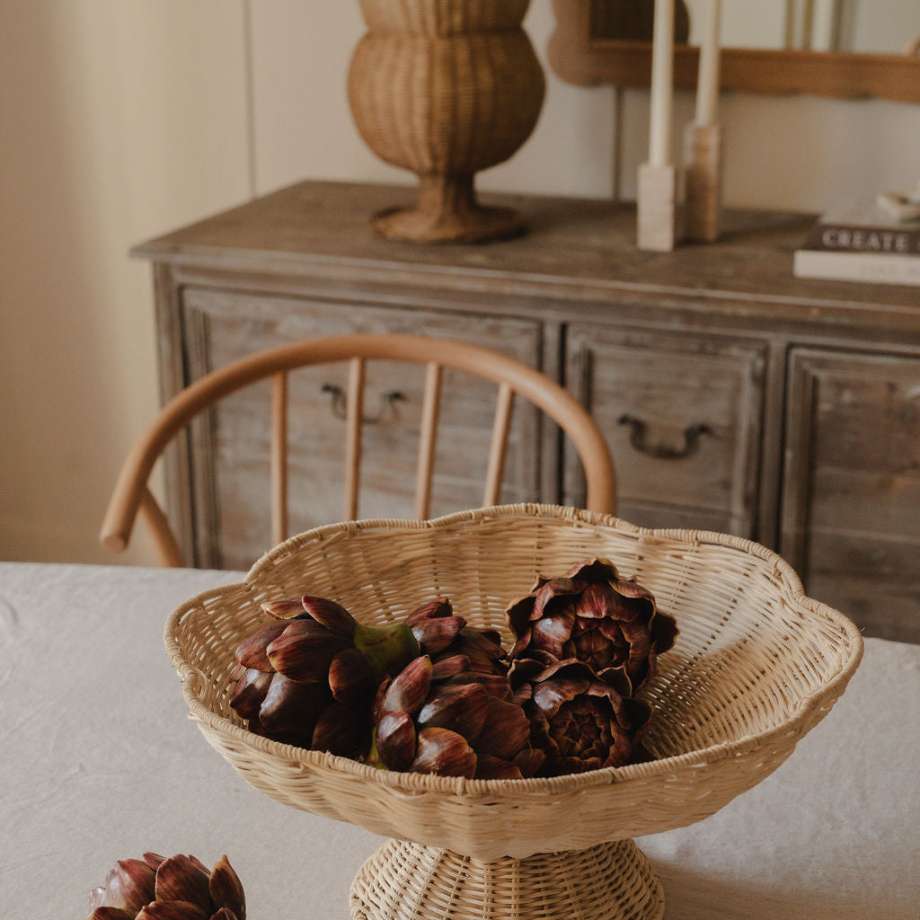 Wicker Scalloped Fruit Bowl