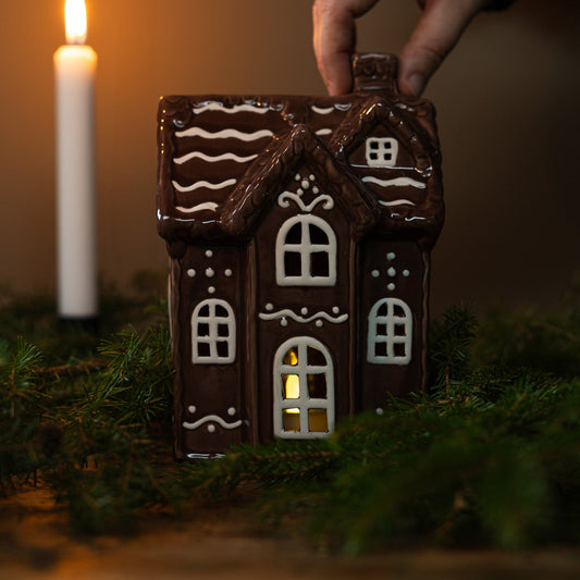 No. 4 Gingerbread Street