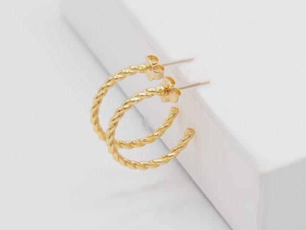 twist hoop earrings