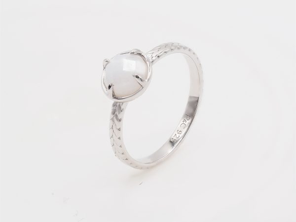 moonstone round silver ring