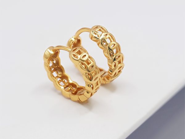 gold patterned huggie earrings