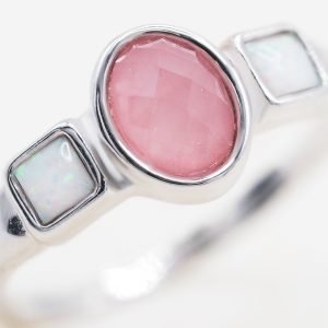 rose quartz ring