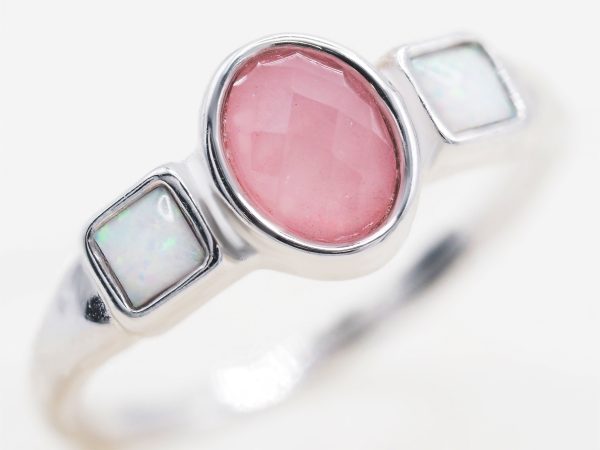 rose quartz ring