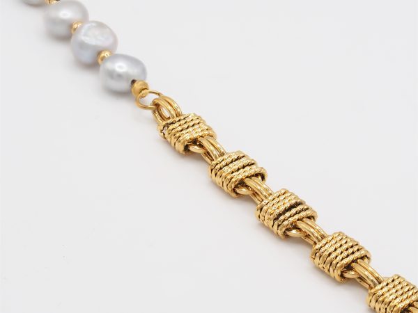 18k gold bracelet with pearls