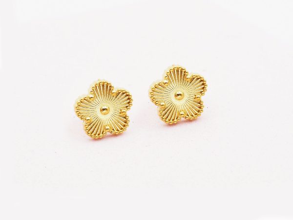 gold clover earrings