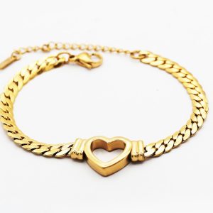 gold heart bracelet