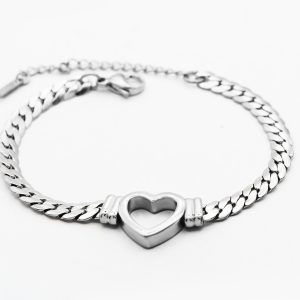 love heart bracelet