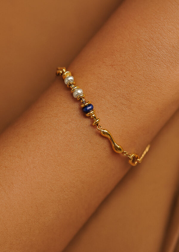 blue freshwater pearl bracelet